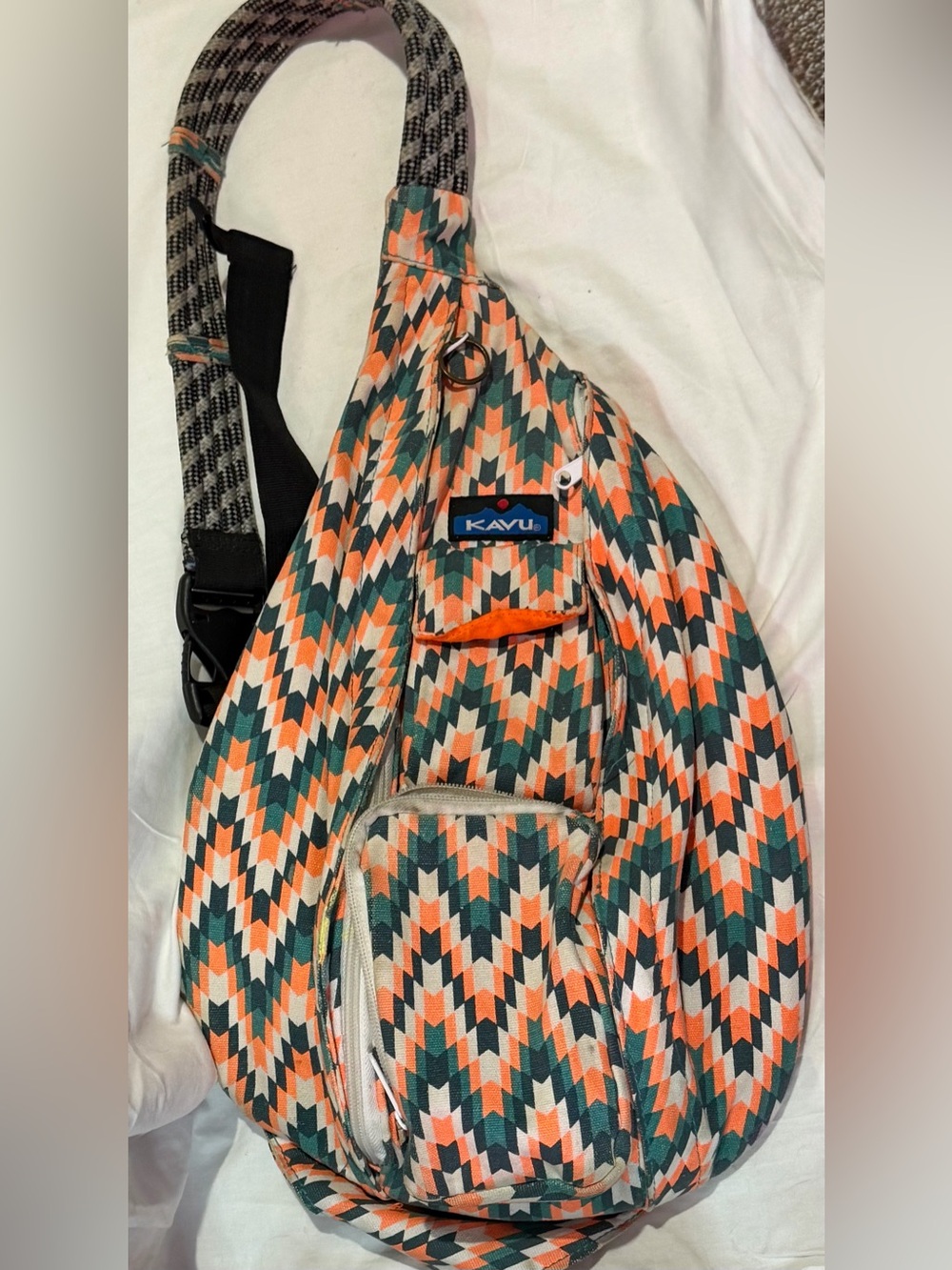 KAVU Rope Sling Bag Unisex One Of A Kind Geometric Pattern Crossbody Backpack